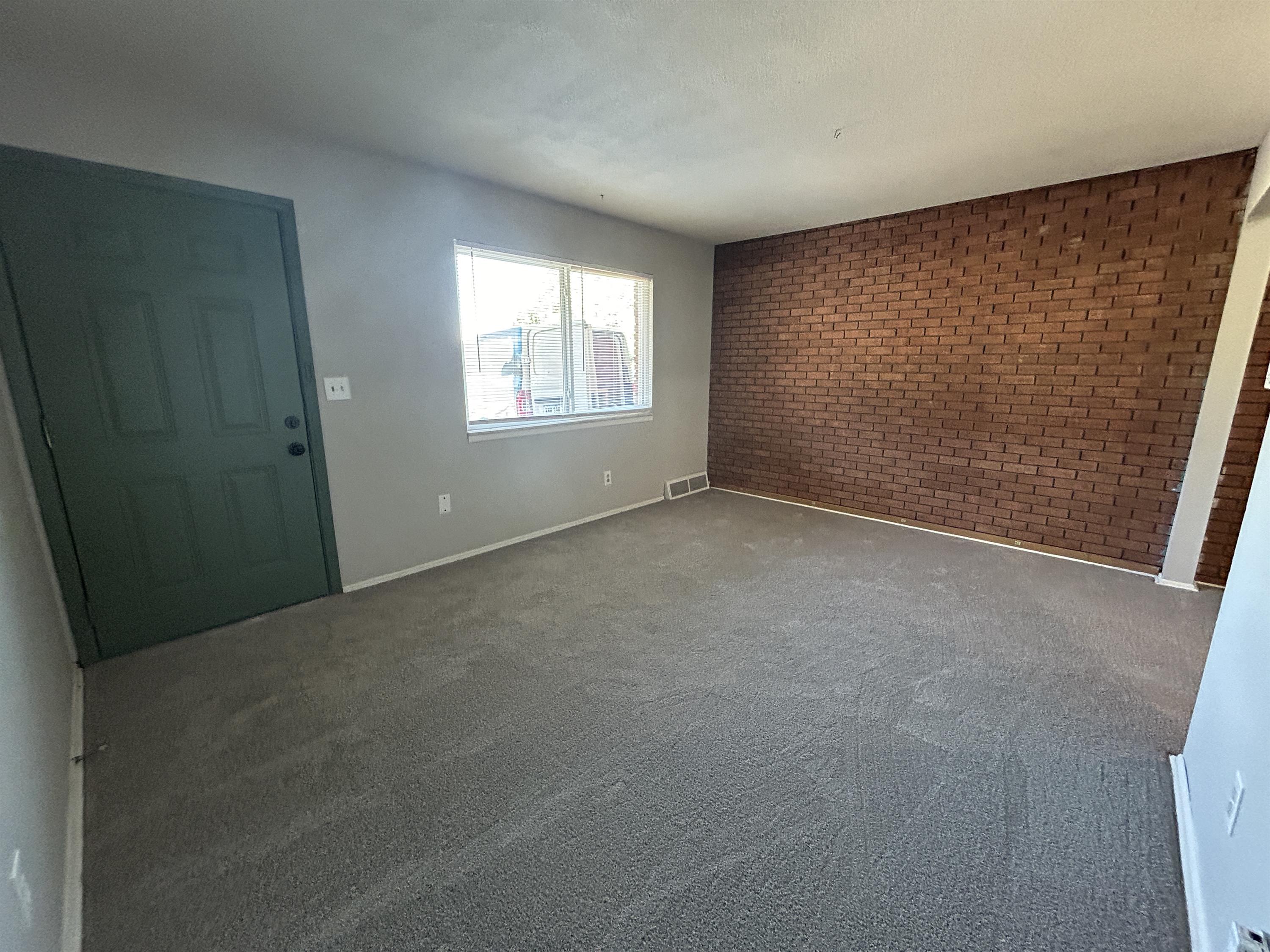 605 Ewing Avenue
